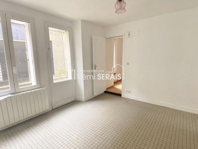 ECOUCHE Centre Appartement 2 pièces de 29.42 m2 en rez de chaussée