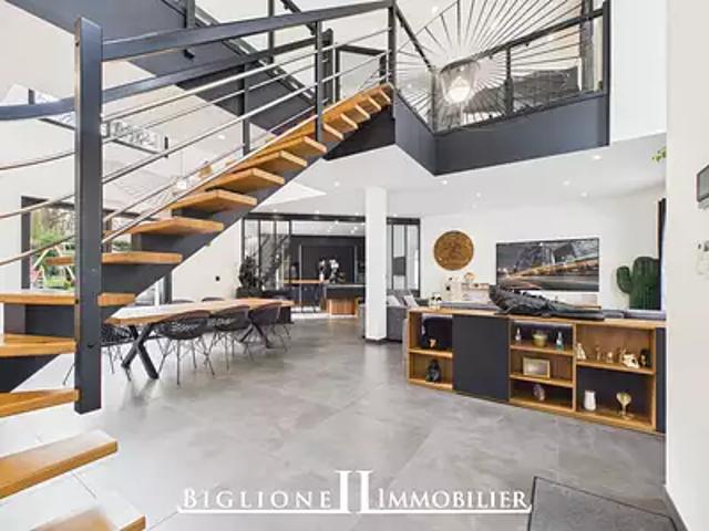Ecouen 95440 Achat / Vente maison 7 pièces t7 terrasse parking