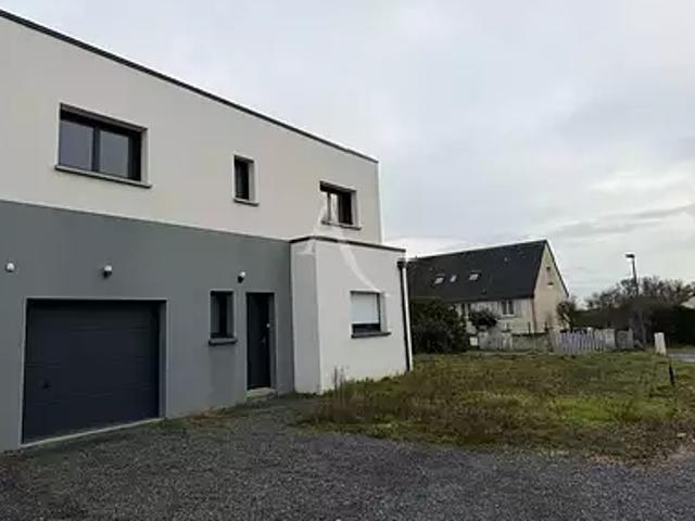 Ecouflant 49000 Achat / Vente maison 5 pièces t5 au dernier étage