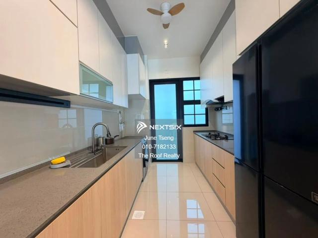 Eco Botanic 2 Storey Terrace House For Rent