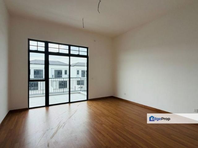 Eco Botanic @ The Commune WYND | 2 Storey Link Cluster | 24x85 | 4Bed 4Bath | Freehold | Non Bumi | Intermediate | NW Facing