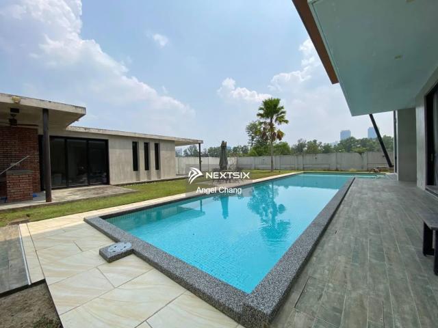 Eco botanic double storey house end lot for sale