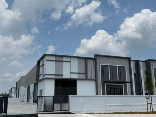 Eco Business Park 1 – Semi D Factory