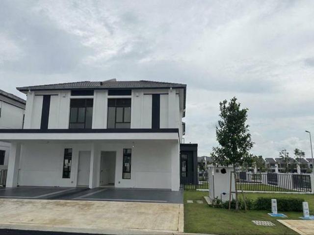 Eco Grandeur Regent Garden Type A Corner Lot For Sale