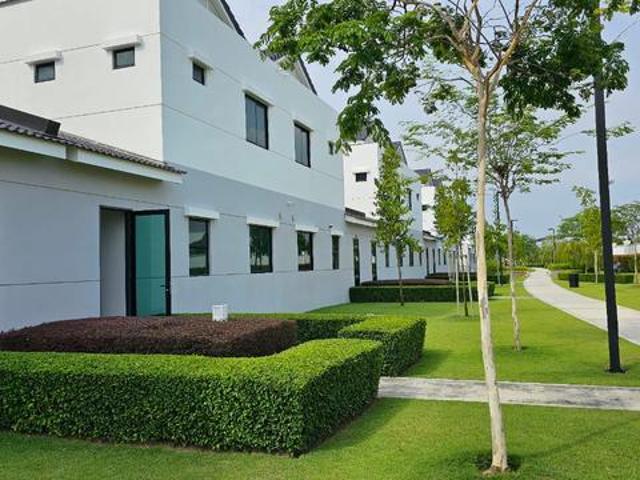 Eco Horizon Ashton Spacious Fully Furnished Home for Rent