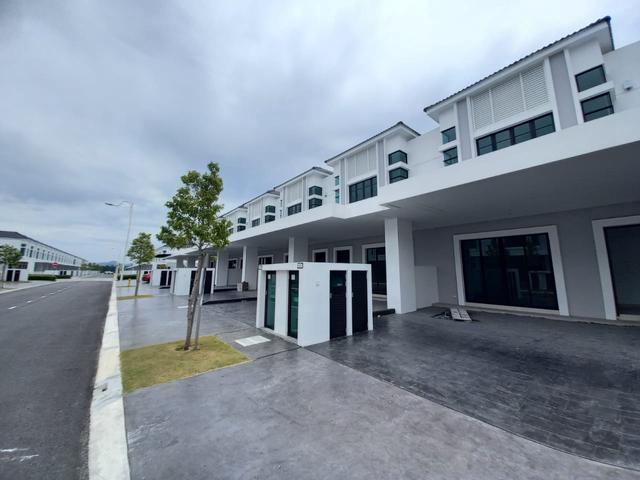 Eco Horizon Ashton Terrace 22x70 BATU KAWAN CAMDON EcoWorld Specialist