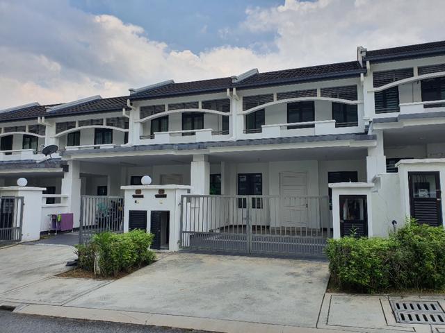 Eco Majestic Cradelton Freehold Double storey house