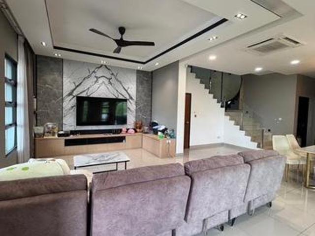 Eco Tropics Masai Double Storey Cluster Full Furnish 4bedroom For rent