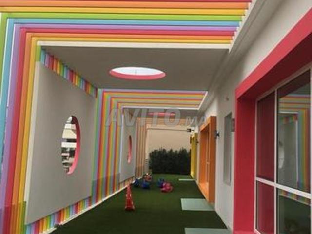 École maternelle de 326m² à vendre