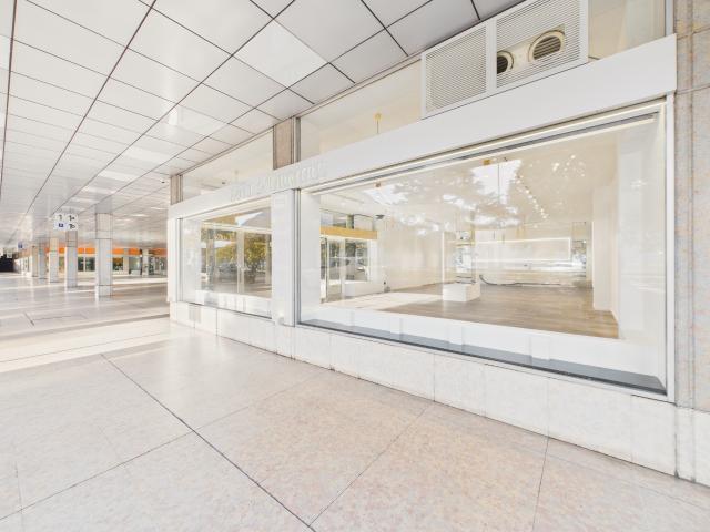 Eccellente locale commerciale nel cuore di Lugano, Canton Ticino