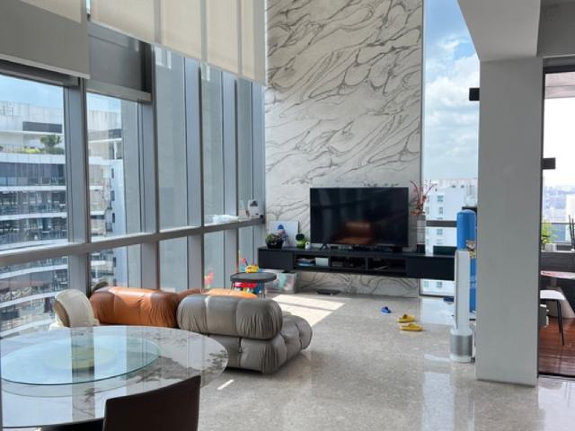 Echelon Condominium For Sale, $7,500,0005 Bath 4,069 sqft $1,843.00 psf