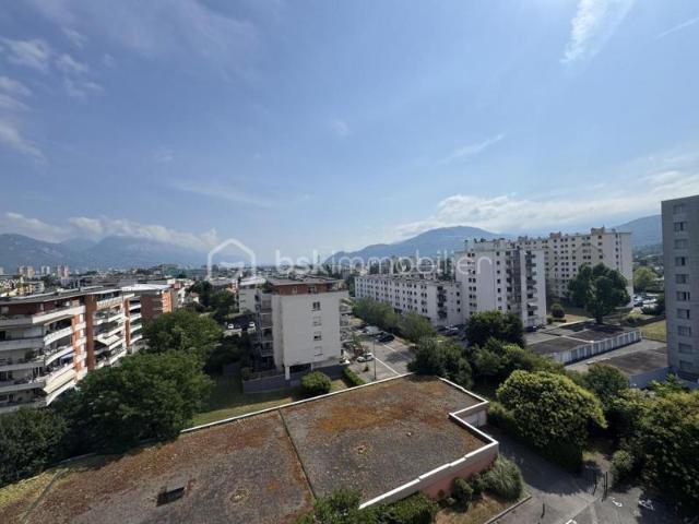 ? Échirolles Gabriel Didier – T3 70 m² rénové, parking privatif