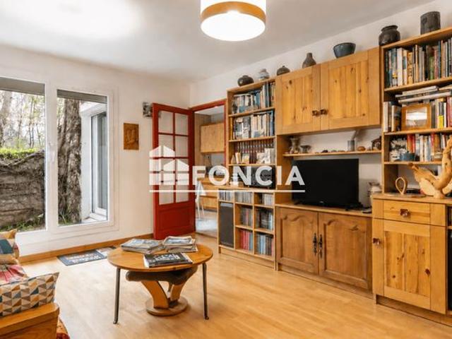 ECHIROLLES, T5 de 105 m2 en duplex avec grande Terrasse, secteur Echirolles proche Patinoire
