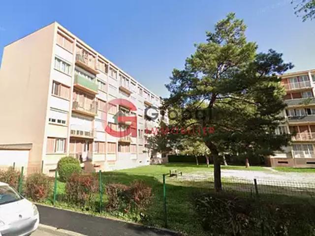 Echirolles 38130 Achat / Vente appartement 4 pièces t4 au dernier étage