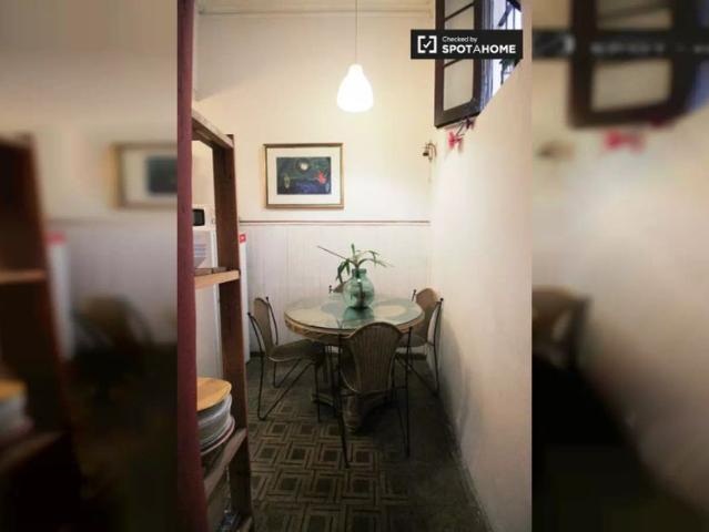 Eclectic 2 bedroom apartment for rent near Barcelona Zoo in El Born