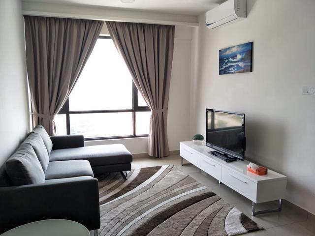 Eclipse residence pangea Cyberjaya Fully Furnish 2 Car parkMurah