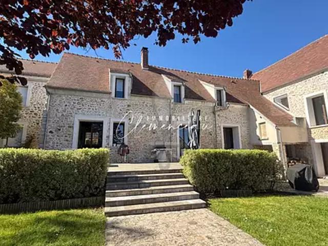 Ecquevilly 78920 Location maison 10 pièces t10 au dernier étage terrasse