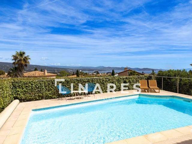 ÉCRIN AVEC VUE Maison T6 de 157m2 Terrain 600m2 Vue mer Piscine Garage 13600 LA CIOTAT