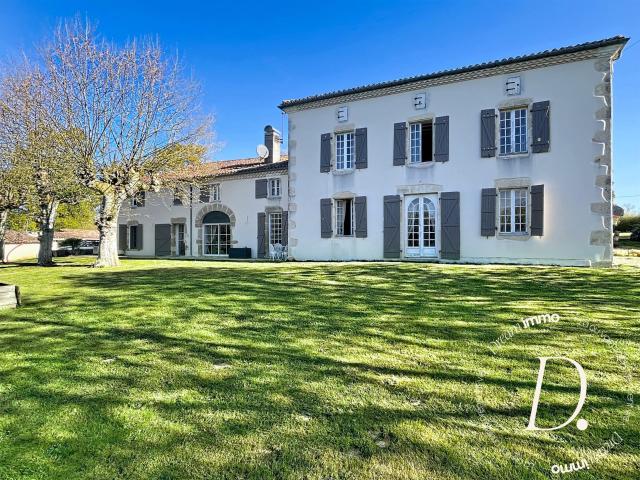 Ecrin de Charme au coeur de la Chalosse 494m² Saint Aubin