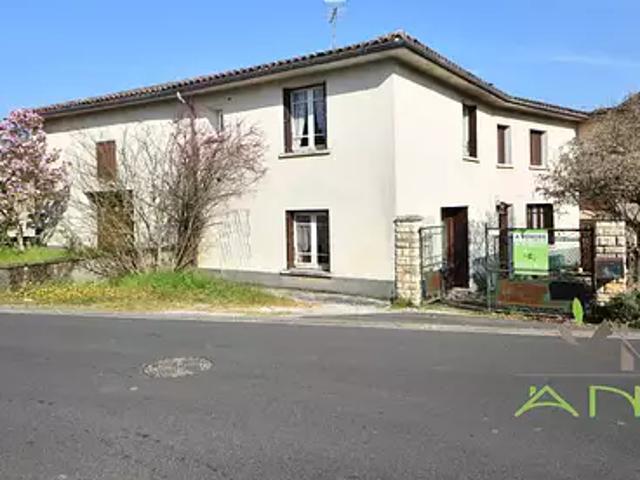 Ecuras 16220 Achat / Vente maison 7 pièces t7