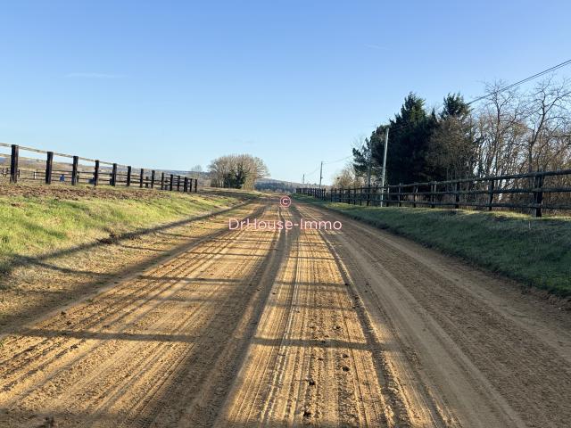Ecurie de courses 10 ha Sarthe proche A11 axe PARIS