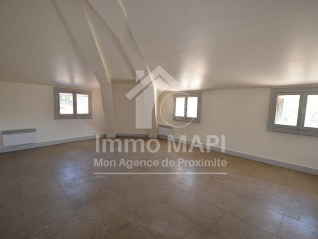 Ecusson / Rue Marceau Grand T2 de 66m2