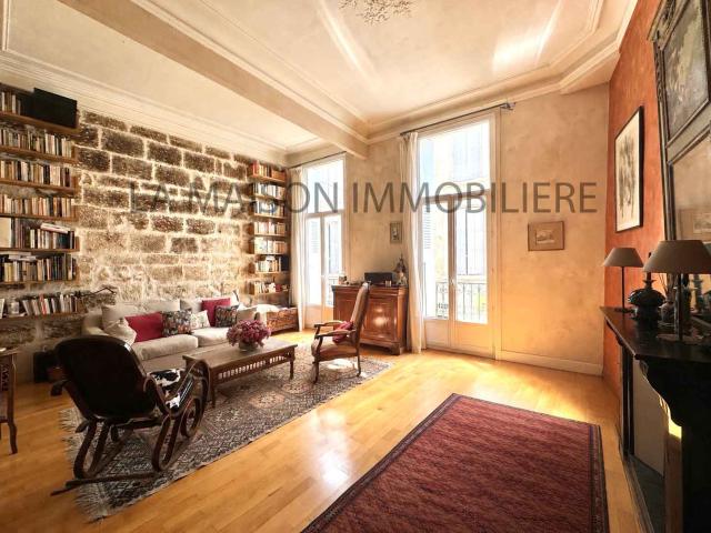 ECUSSON 4 P 75 M2 CHARME RENIVE MOULURES CAVE