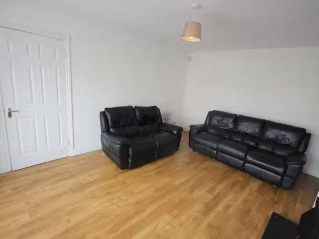 Eagle valley, Wilton, Co. Cork is for rent