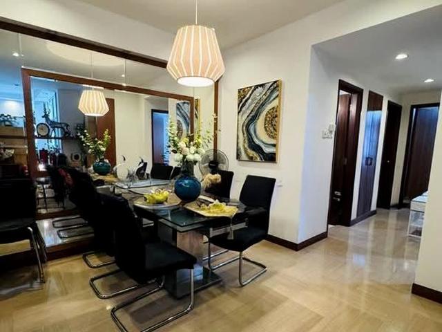 East Meadows D16, Condominium