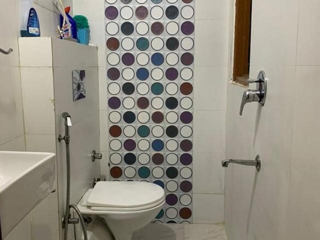 East Of Kailash 3 Bedroom 125 Sq. Yd. Apartment in East Of Kailash Delhi Listing ID: #9931