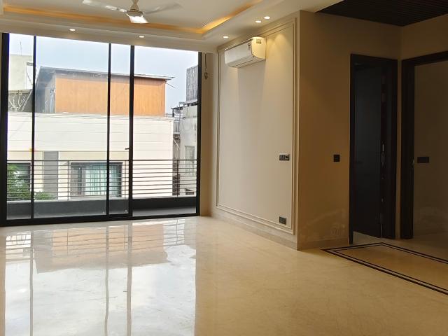 East Of Kailash 3 Bedroom 2000 Sq. Ft. Builder Floor in East Of Kailash Delhi Listing ID: #9900