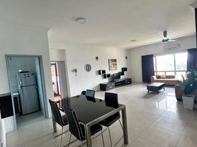 East Lake Residence End Unit
