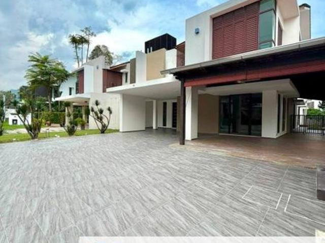 East Ledang, 2 Storey Semi D House for Sale