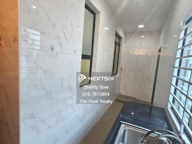 East Ledang Semi Detached nice condition
