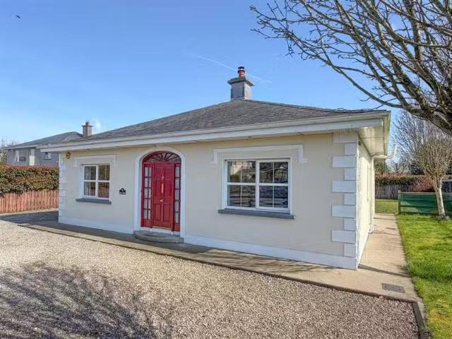 East Lodge, Ardleigh, Two Mile Borris, Thurles, Co. Tipperary.