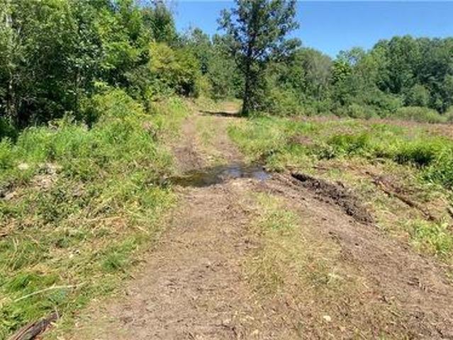 East Pt Lot 6 Con 4 Road, Tay Valley, ON, K0H 2B0 vacant land for sale | Listing ID X9517 | Royal LePage