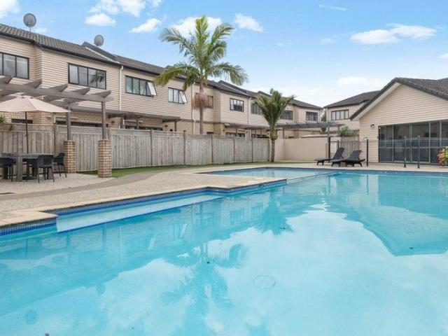 east tamaki, 2 bedrooms