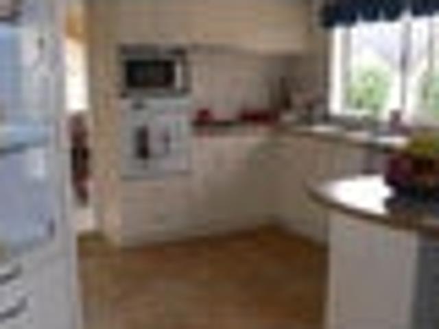 East Tamaki Heights, 4 bedrooms, $850 pw