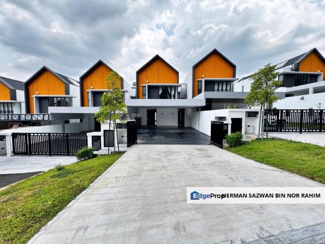 East 57 Residensi Laman Timur