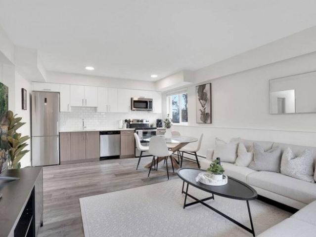 East 7th Avenue