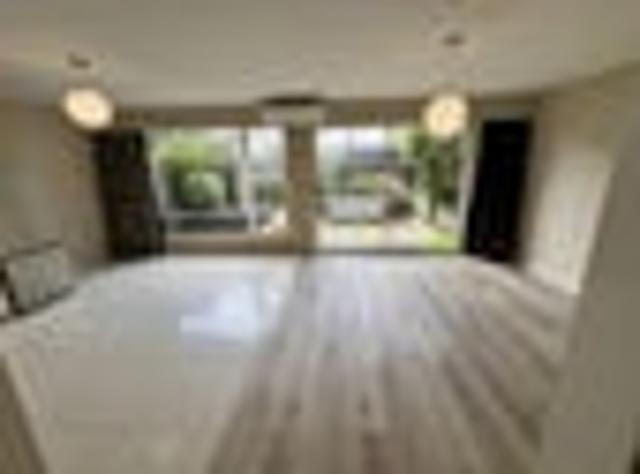 Eastbourne, 2 bedrooms, $580 pw