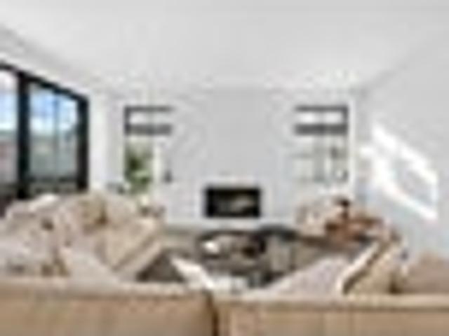 Eastbourne, 4 bedrooms, $1800 pw