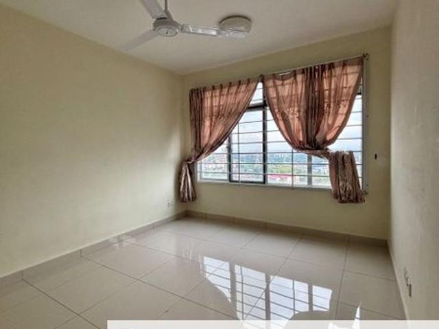 Eastbay Luxury Apartment