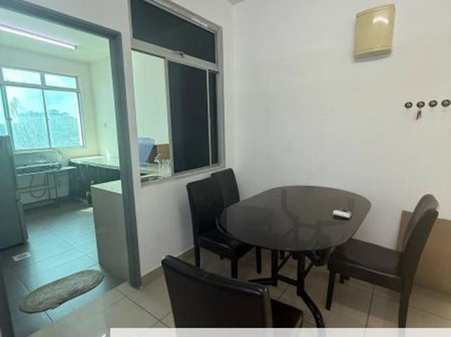 Eastbay Luxury Apartment