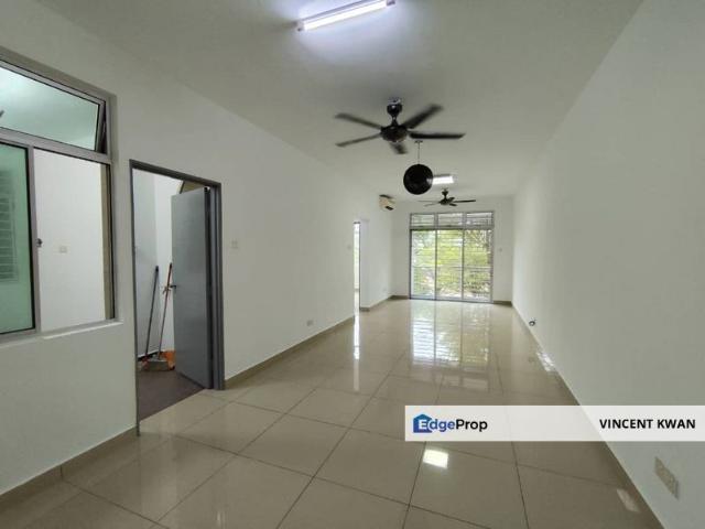 Eastbay Luxury Apartment