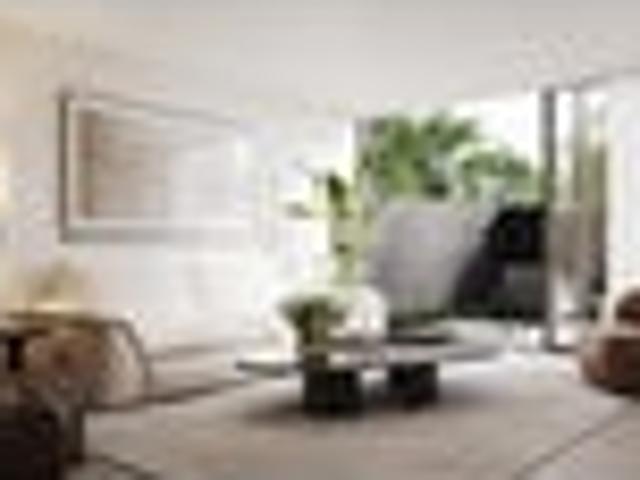 Eastbank Modern Hamilton East Living