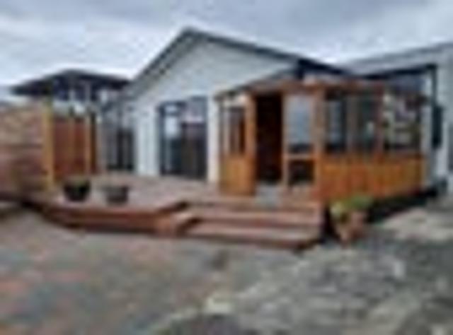 Eastern Beach, 3 bedrooms, $950 pw
