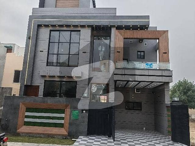 Eastern Block Hot Location House For Sale final price