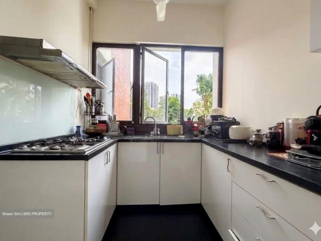 Eastern Lagoon D15, Condominium