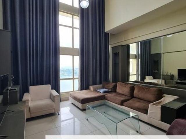 Eastlake Residence